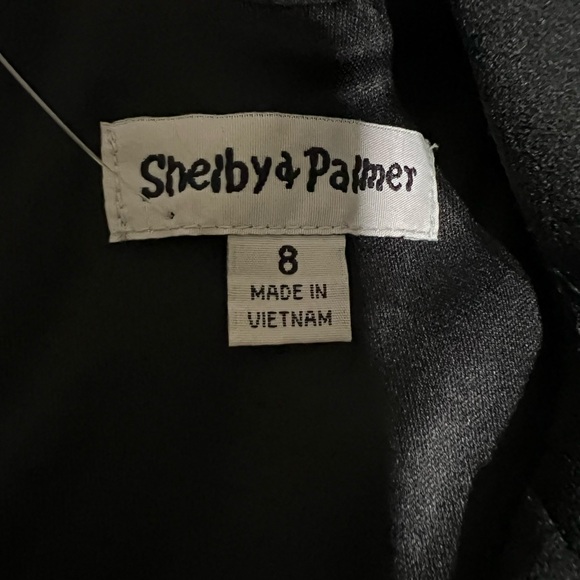 Shelby and Palmer elegant dress with gold bottons - Picture 3 of 5